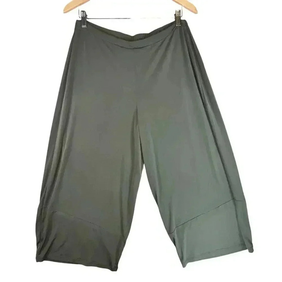 KOZAN Women’s Olive Flowy Comfy‎ Wide Leg Capri Stretchy Elastic Waist Medium - Picture 1 of 6